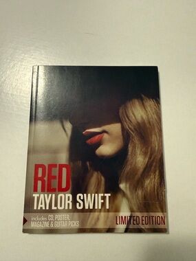Taylor Swift RED Limited Edition Music Book